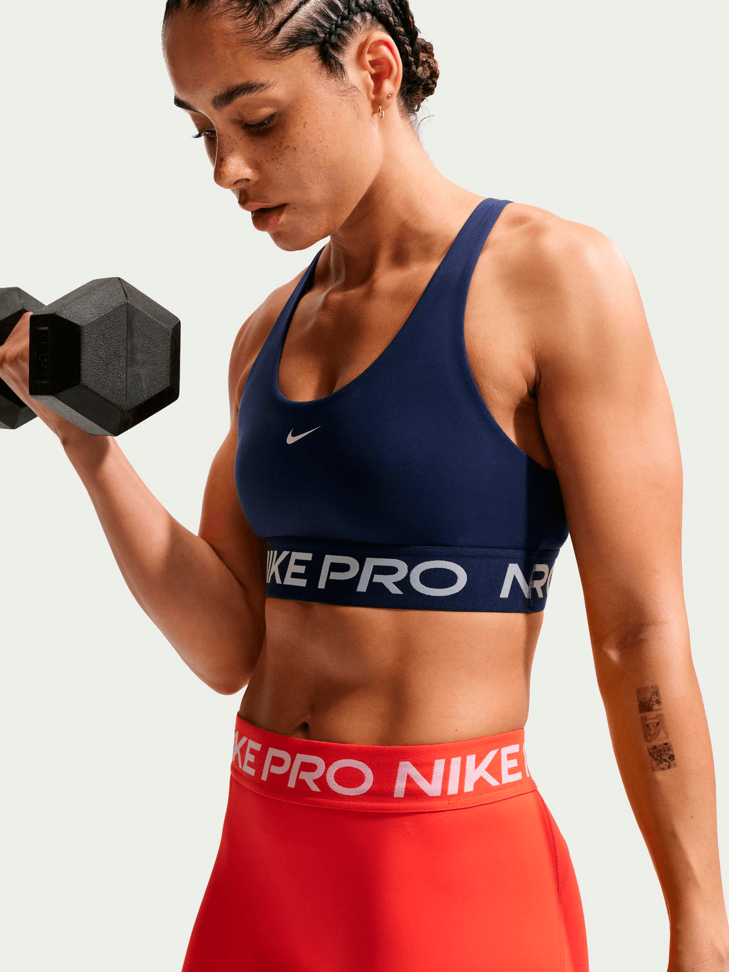Nike, W NP DF 365 LS BRA, Model 1
