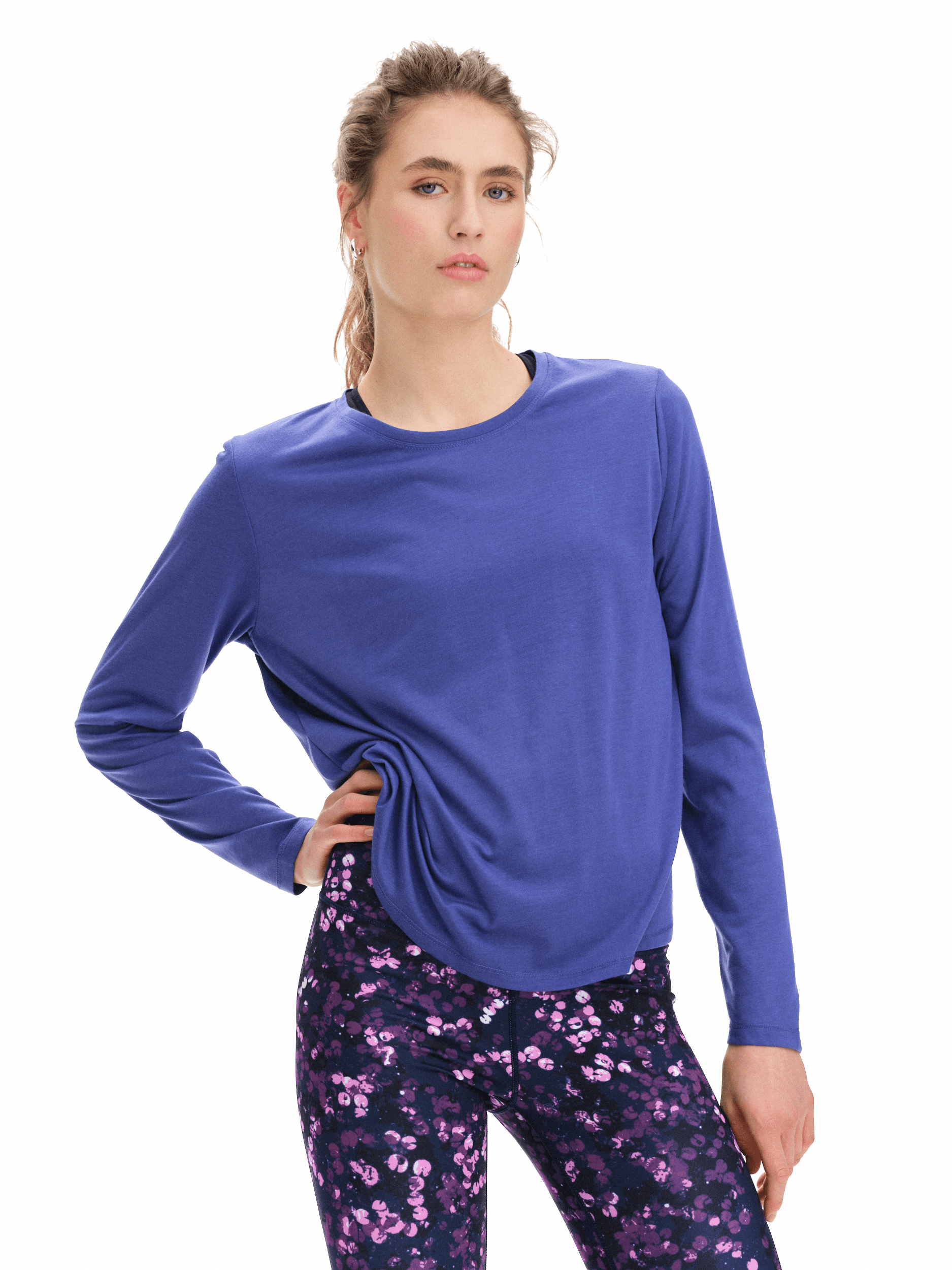 ICONIC, Pulse Loose Tee W, Model 1