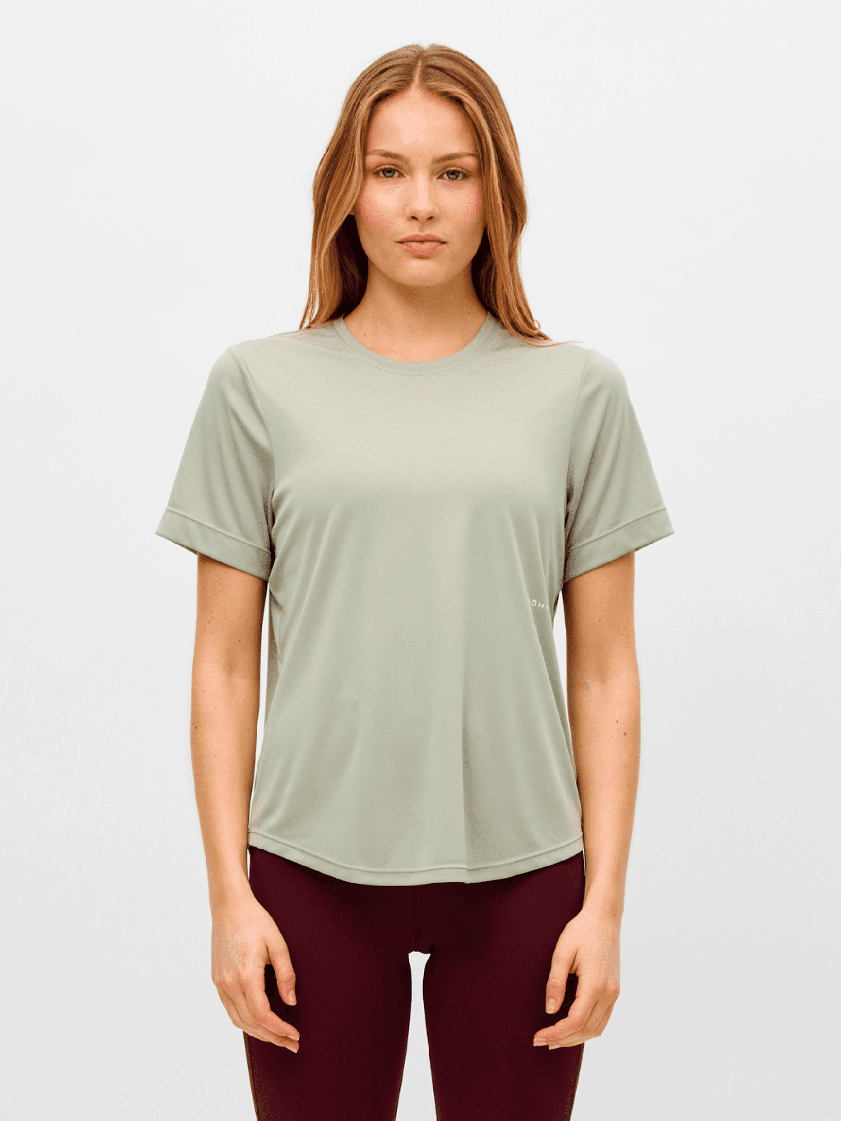 Röhnisch, LIGHT LOGO TEE, Model 1