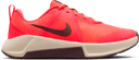 NIKE MC TRAINER 3 WOMEN'S WORKOUT S, Orange